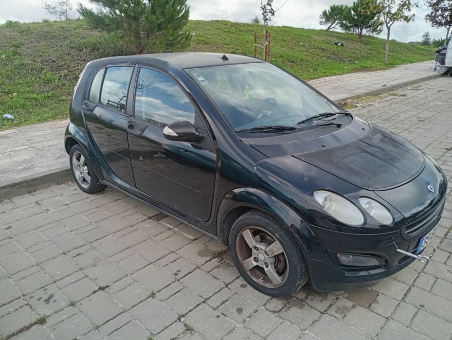 Smart for fur a diesel a trabalhar e a andar para peças não tem docume