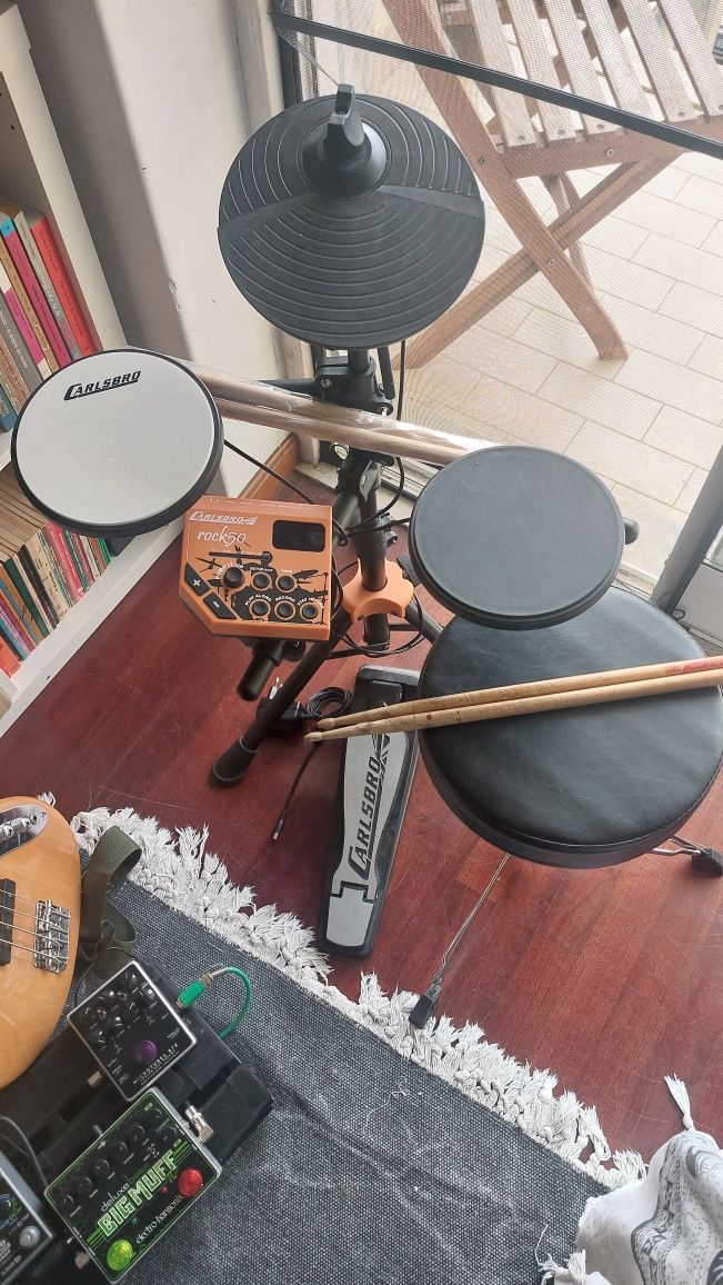 Bateria Carlsbro Rock 50 como nova