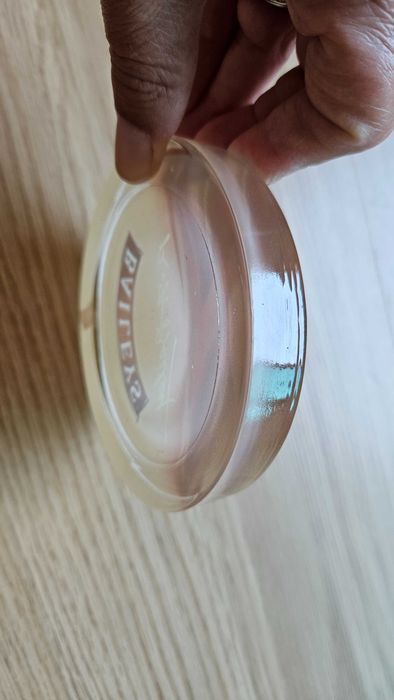 Base de um copo ou Cinzeiro Baileys