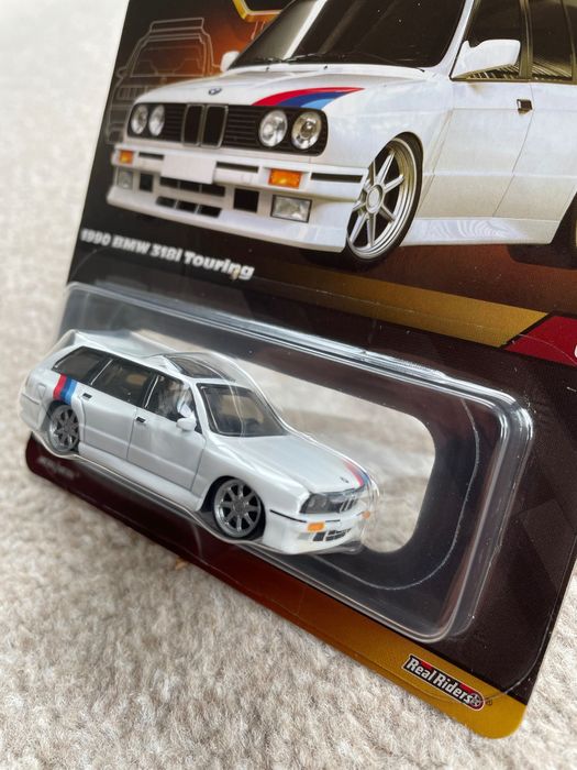 Hot Wheels BMW 318i Touring 1990 Elite64 Elite 64 Premium BMW 3