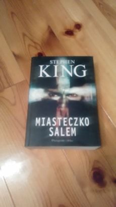 Spethen King: Miasteczko Salem