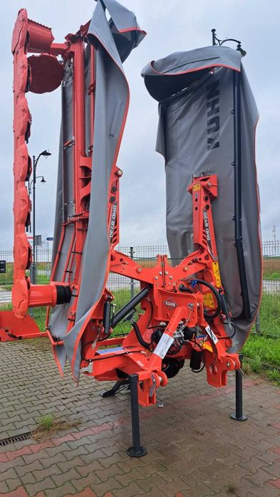 Zestaw Kosiarek KUHN, MOTYL , szer. rob. 8,8 m nie Krone