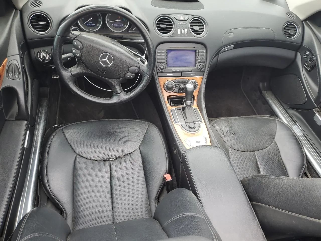 Mercedes-Benz SL moc, brzmienie i niezawodność