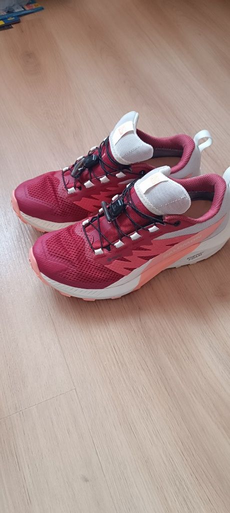 Кроссовки Кросівки Salomon Energy foam Розмір 38 (24,5 см.)