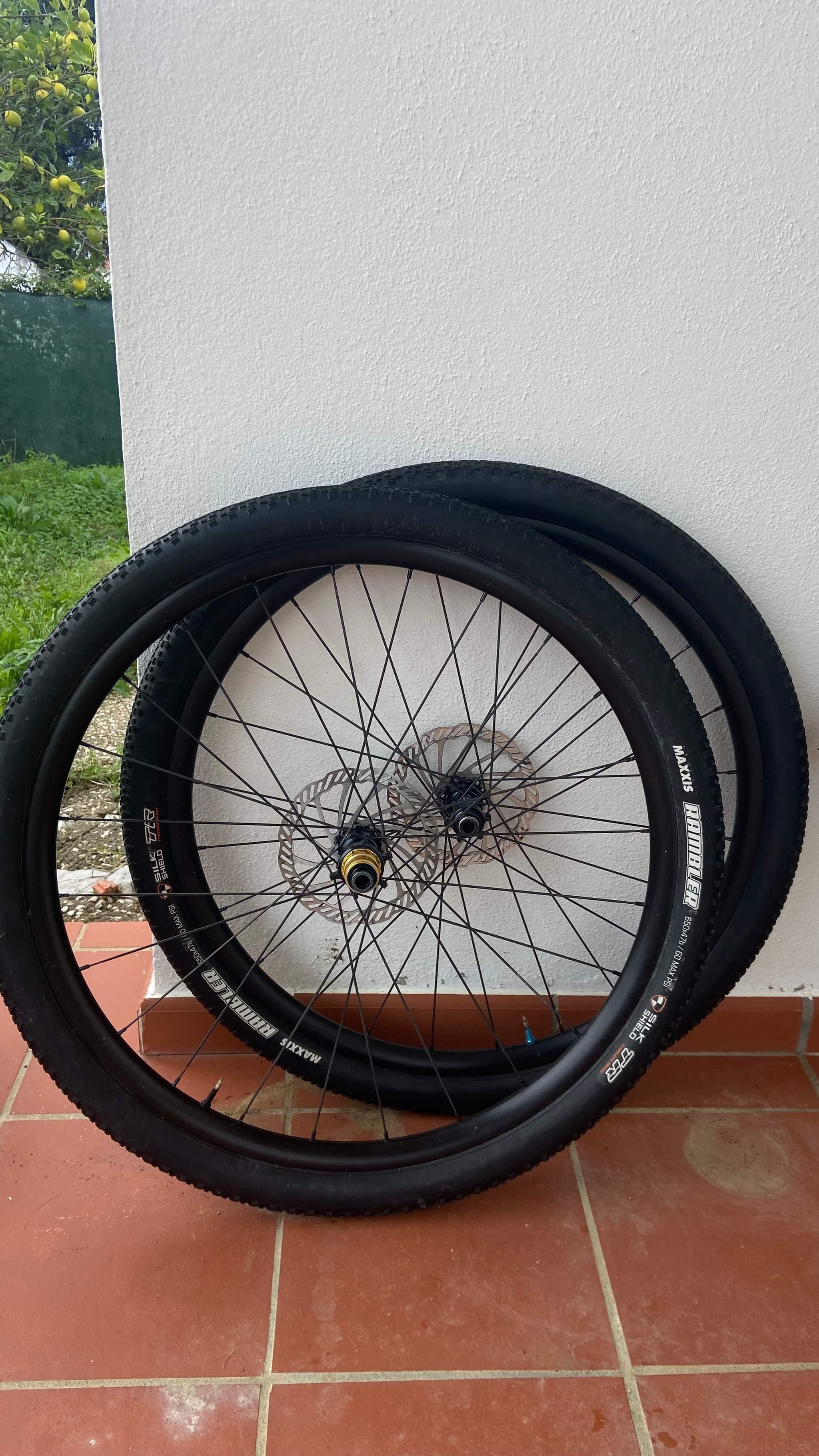 Rodas 650b DtSwiss (Aceito troca por Potênciometro)