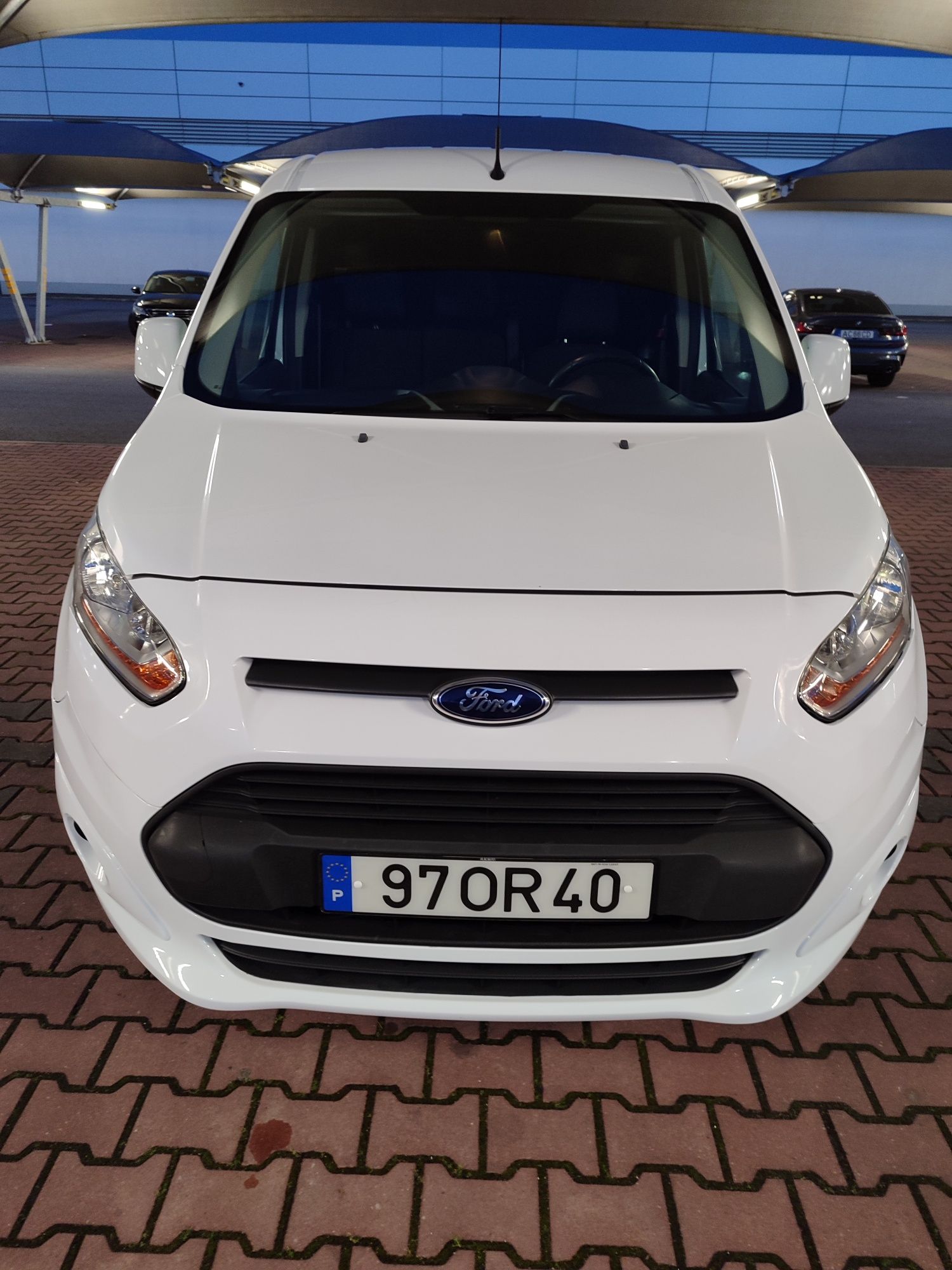 Ford Transit connect L1  ano 2014