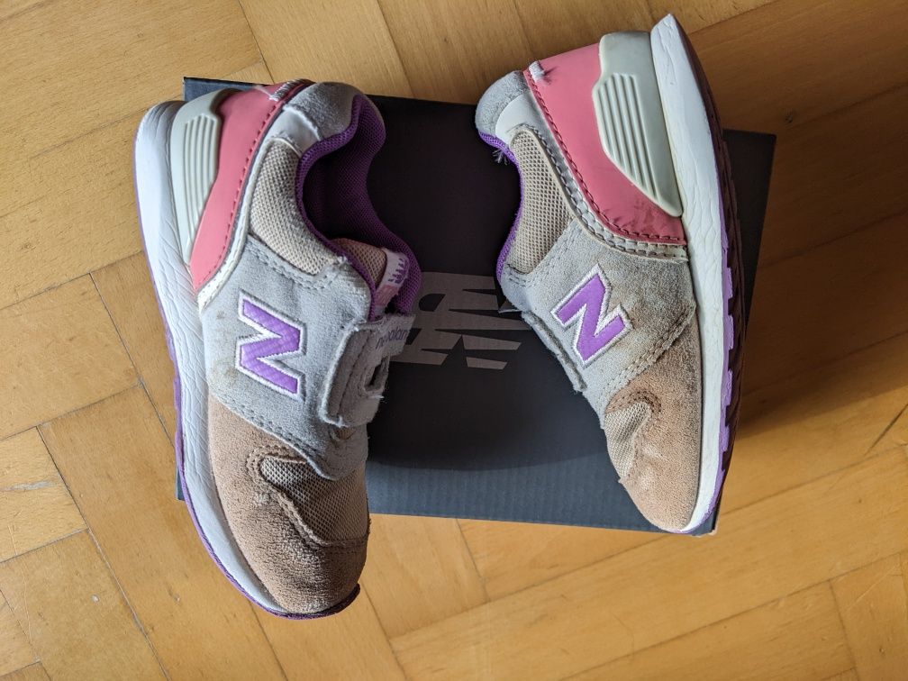 Buty dziecięce New Balance 26 model 996