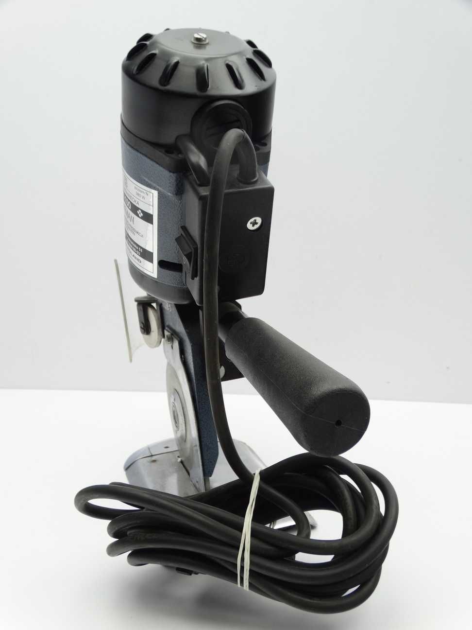 Nóż krawiecki Hoffman HF-100 380W