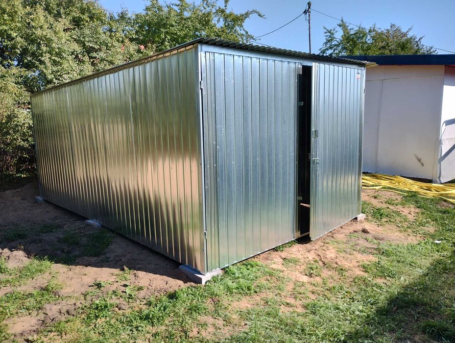 Garaz blaszany 3x5 . Schowek. Narzedziownia.  Na wymiar.  Producent