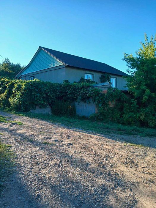 Терміновий продаж. Продам будинок капітальний в Дергачах