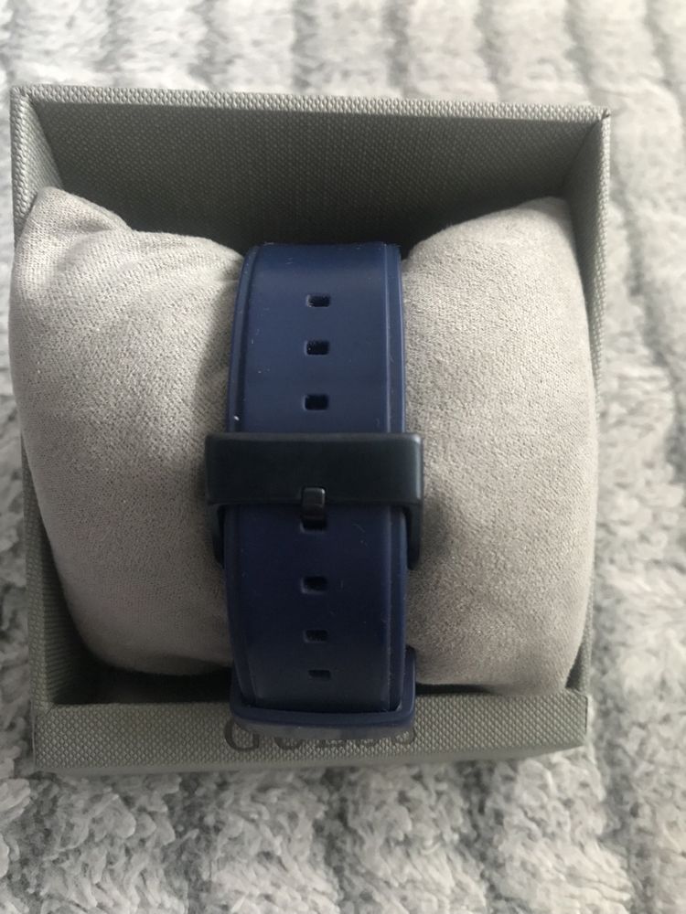 Zegarek GUESS meski jak nowy granatowy