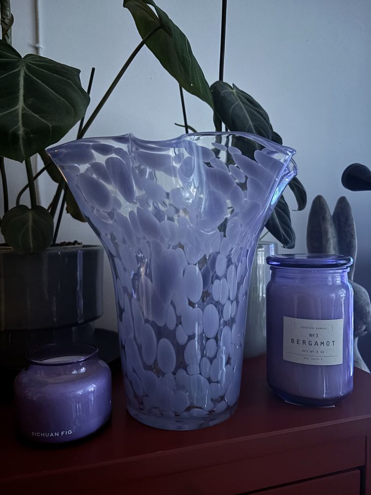 Piękny fioletowy wazon H&M Home