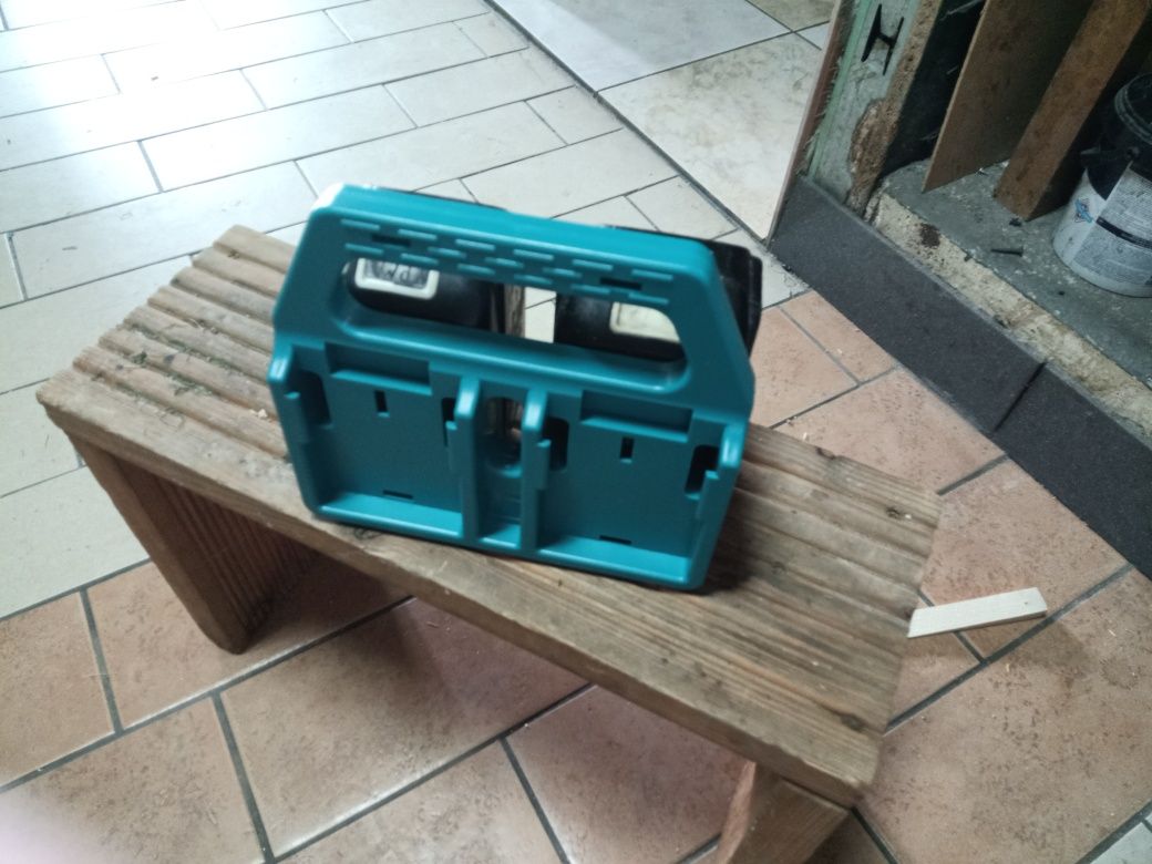 Organizer na baterie Makita
