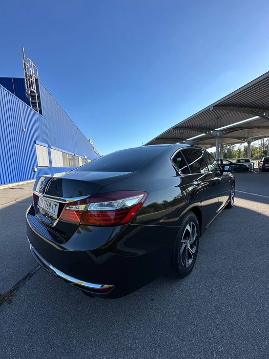 Продам Honda Accord