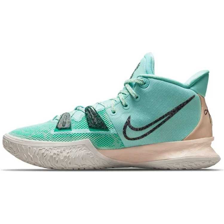 Баскетбольні кросівки Nike Kyrie 7