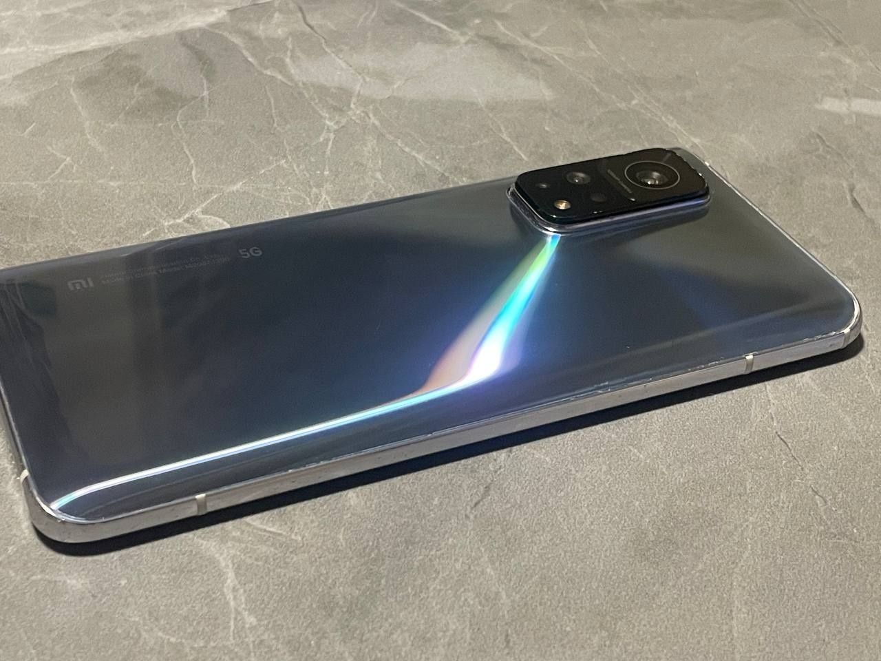 Отличный телефон Xiaomi Mi 10t pro 8/256 Gb