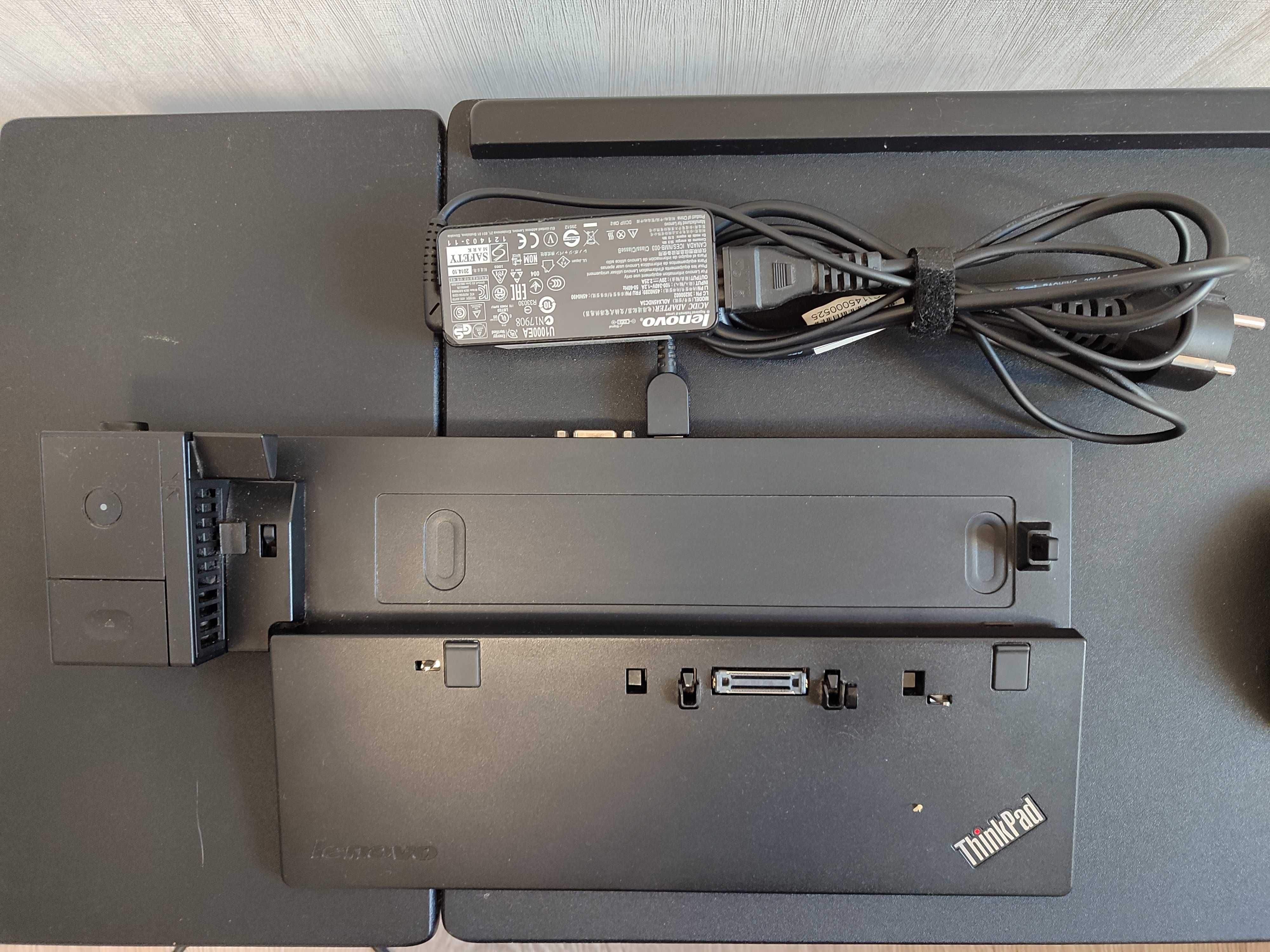 Ноутбук Lenovo ThinkPad X240 з док-станцією Lenovo ThinkPad Basic Dock