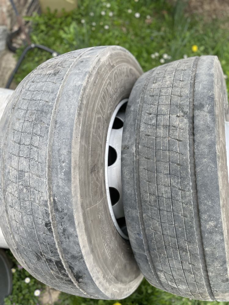 Шини BRIDGESTONE 315/70/22.5