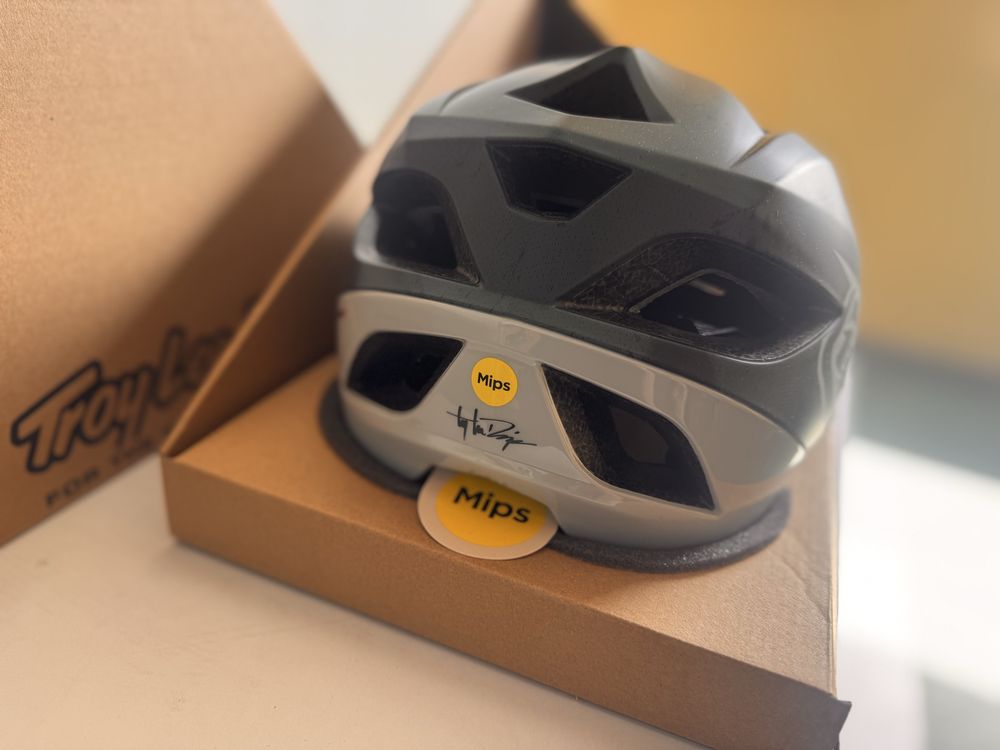 Вело шолом для велосипеда TLD Troy Flowline SE Helmet Badge Camo Gray