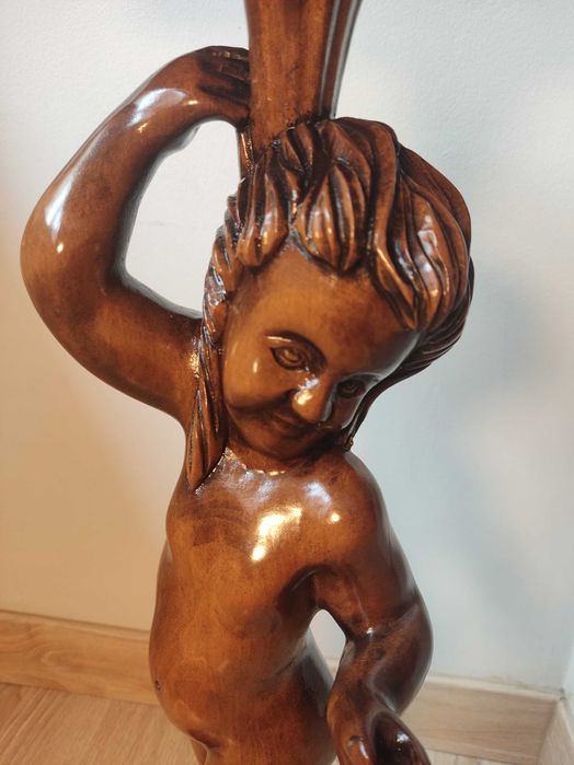 Mesa de Apoio: madeira maciça esculpida e machetaria