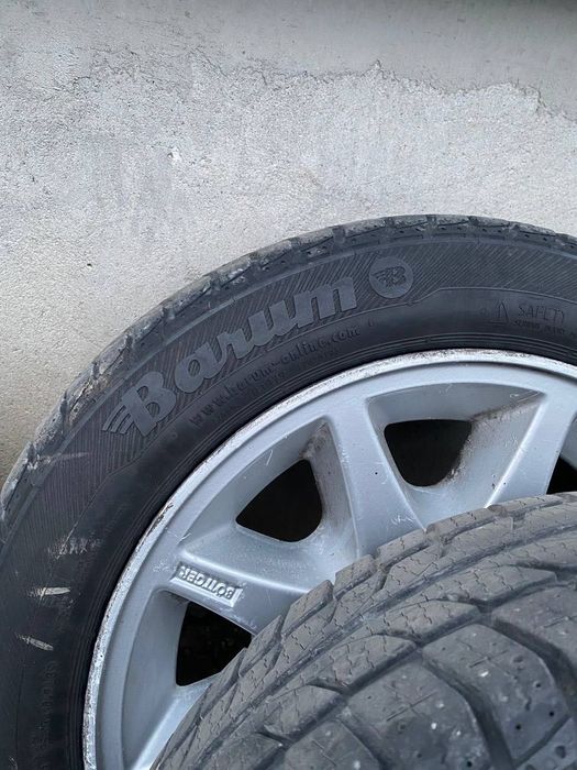 Резина з дисками 195/50 р15