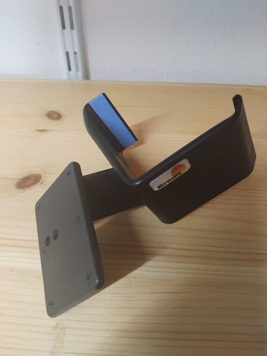 Suporte de telemóvel brodit
