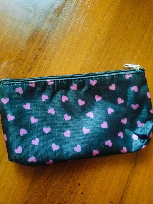 Жіноча косметичка