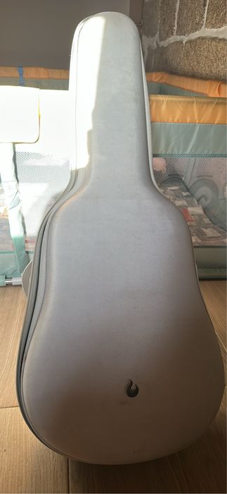 Vendo guitarra lave me 3