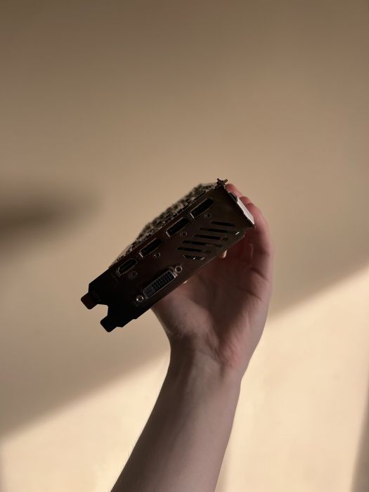 GTX 1080 TI 11Gb Gddr5X Gigabyte Gaming Oc Відеокарта не робоча