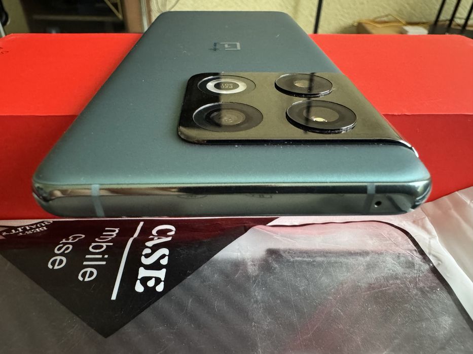 OnePlus 10 pro 12 256