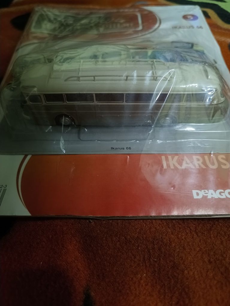 Autobus Ikarus 66