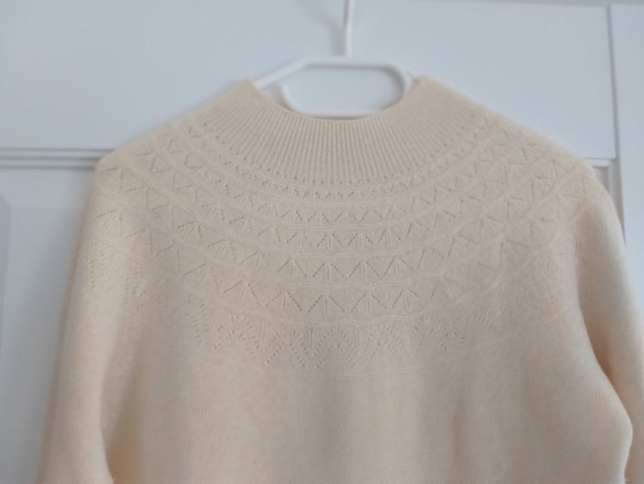 Sweter damski wełna merino 100 procent ażurowy śmietankowy