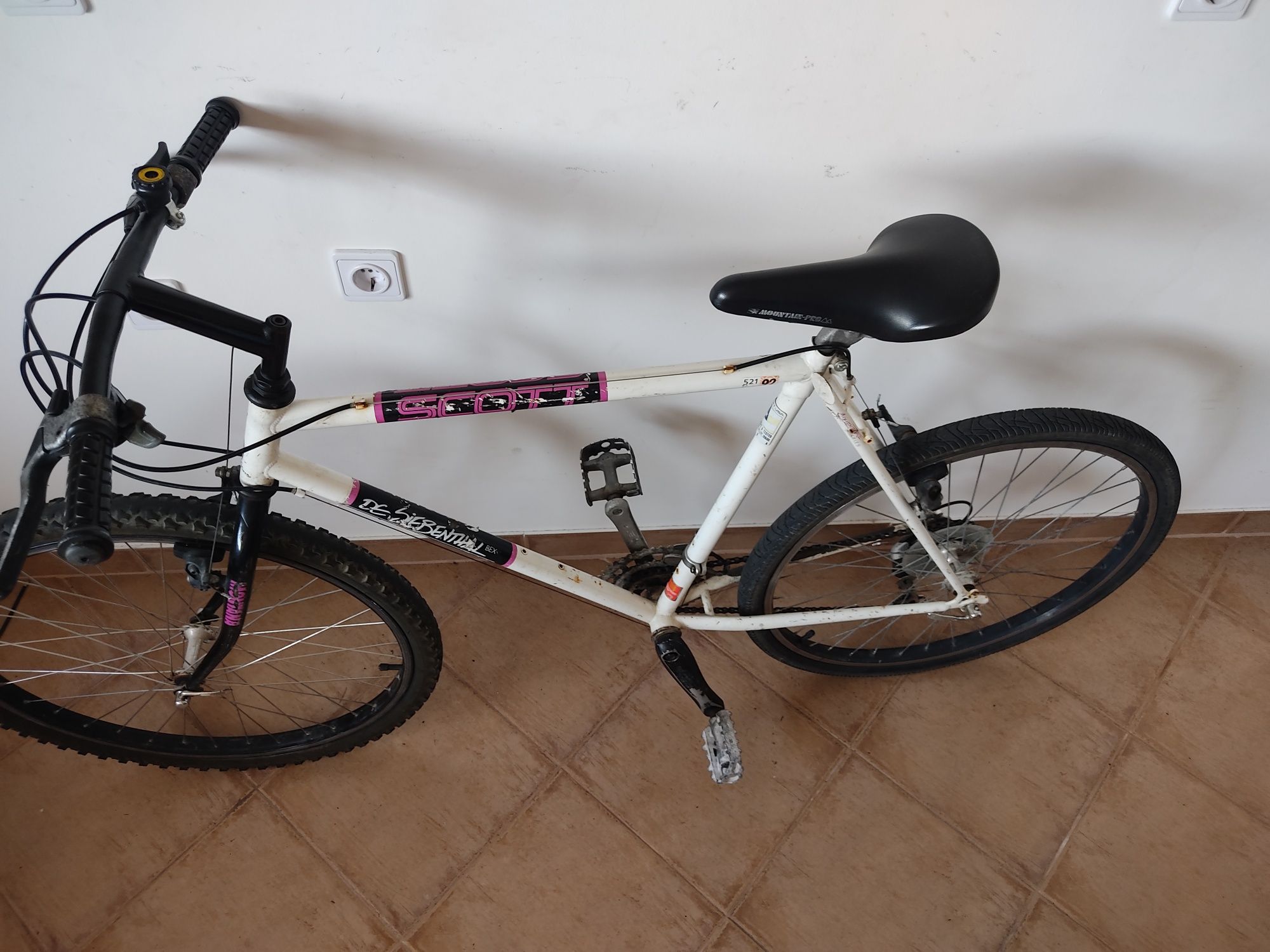 Bicicleta roda aro 26 pronta a usar