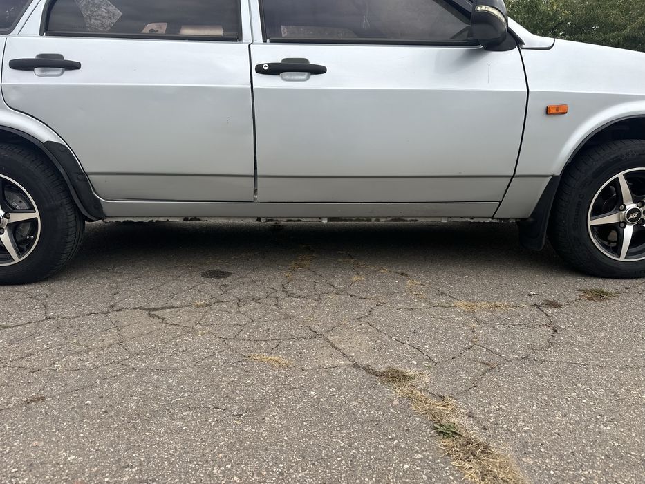 Продам ВАЗ2199. Чорна пʼятниця протягом 2 тижнів 2000-1900