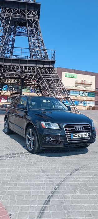 Audi Q5 Premium plus 3л
