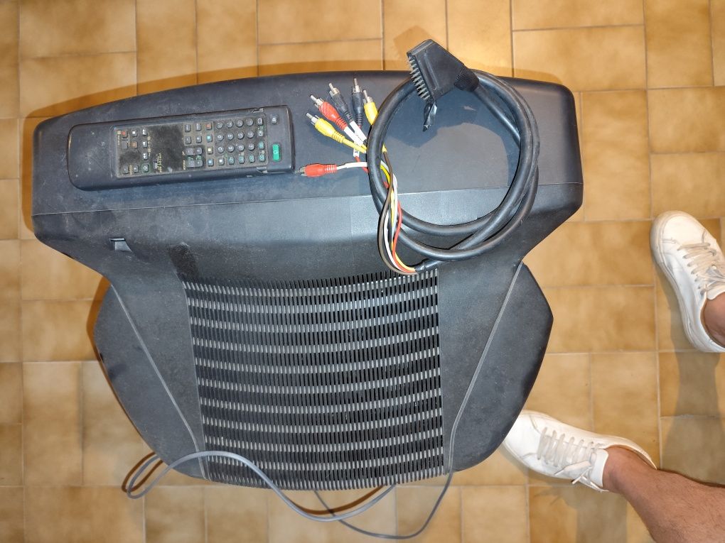 Televisor SONY 60cm