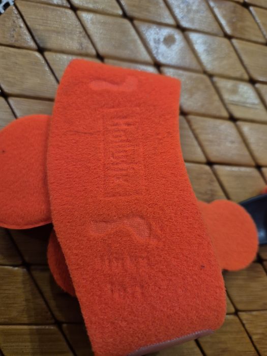 Aparaty korekcyjne na halluksy