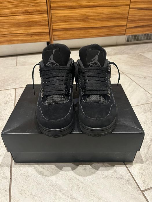 Jordan 4 Black cat