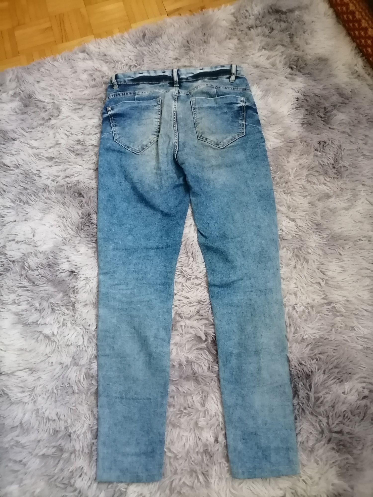 Spodnie jeansy Reserved M-ka