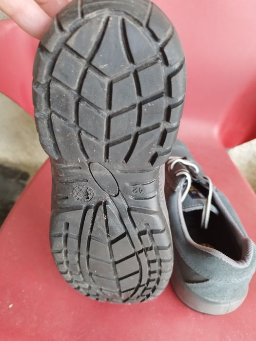 Sapato trabalho biqueira aço.