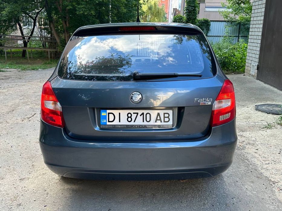 Продам Skoda Fabia 1.4 газ бенз