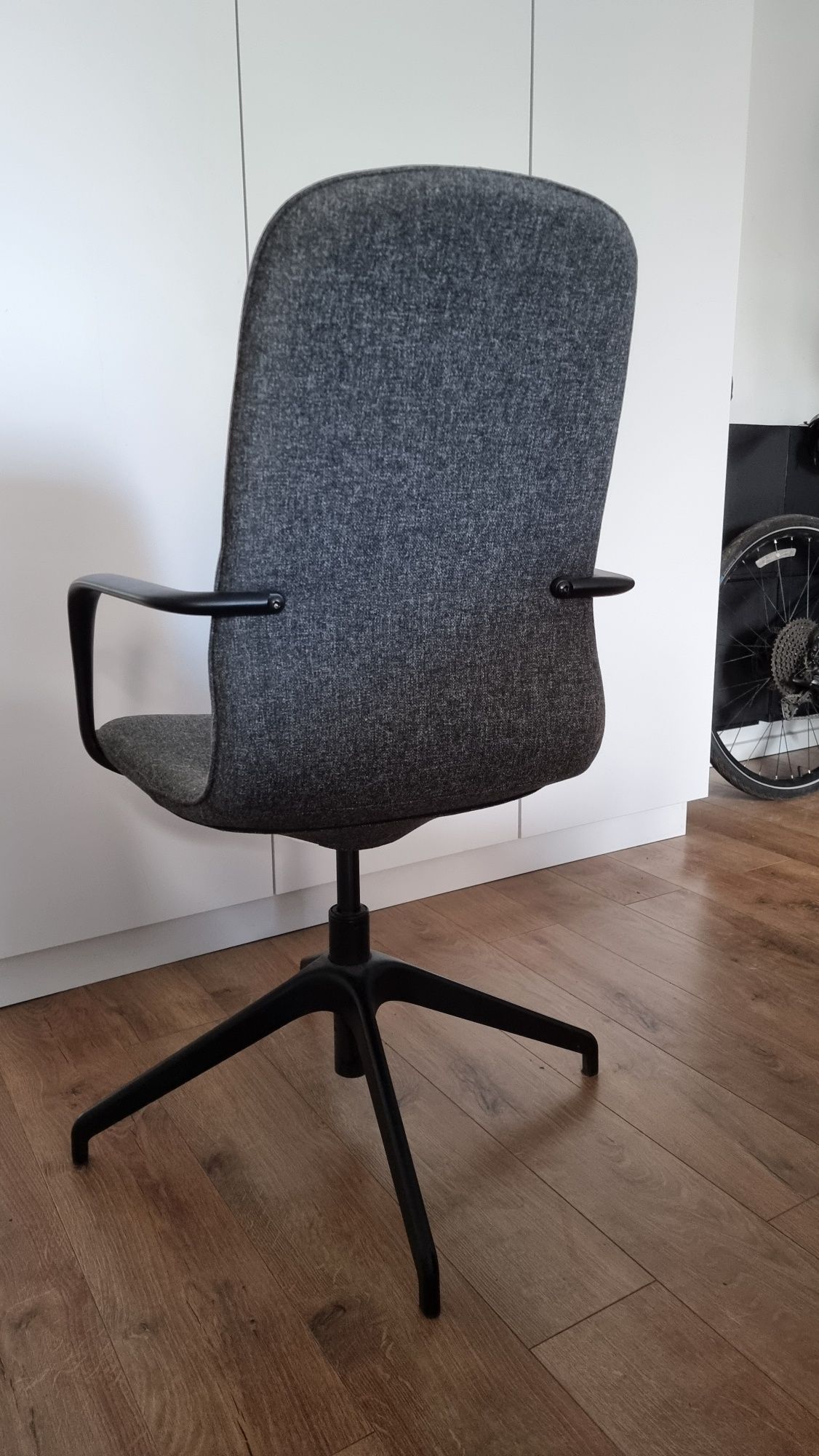 LANGFJALL IKEA - krzesło konferencyjne, biurowe z podłokietnikami