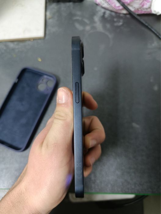 Прдам айфон 13 на 128 гб