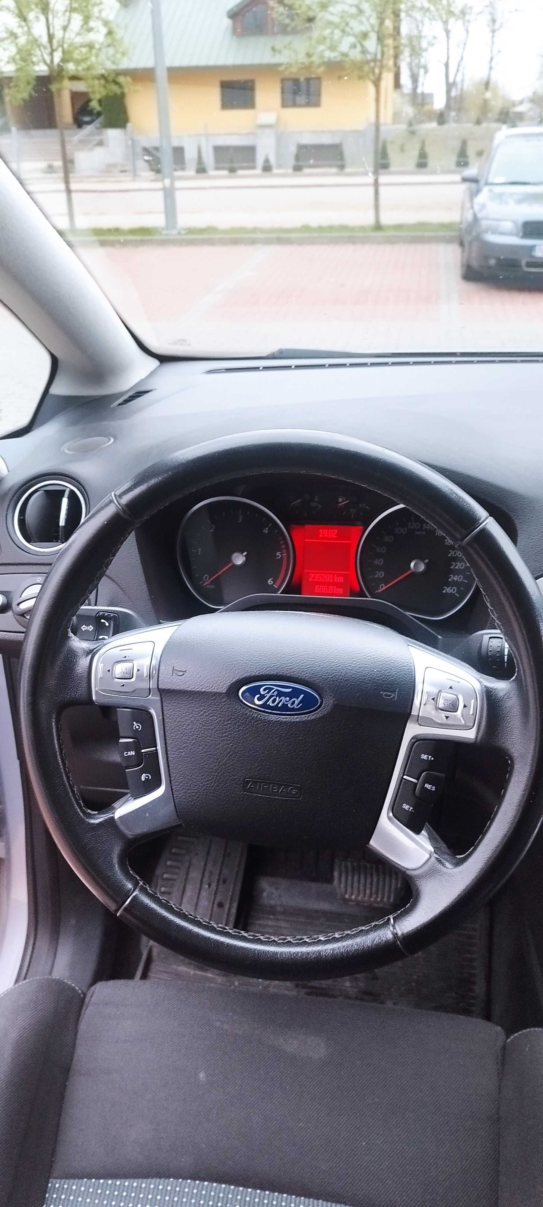 Ford S-Max Polift 2.0 diesel 140km