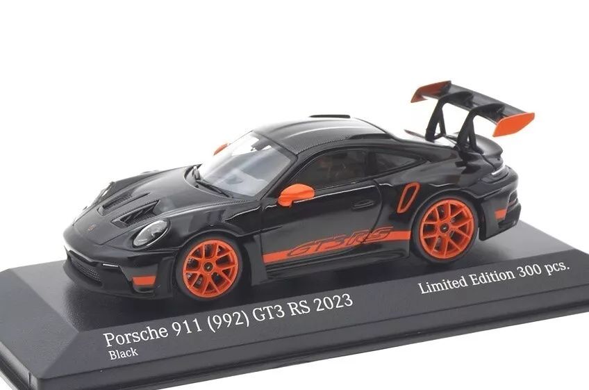 Minichamps 1:43 porsche 911 (992) GT3 RS ano 2023