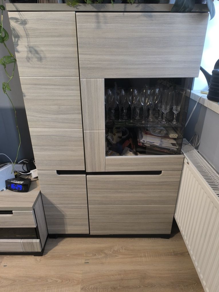 Sprzedam komplet mebli