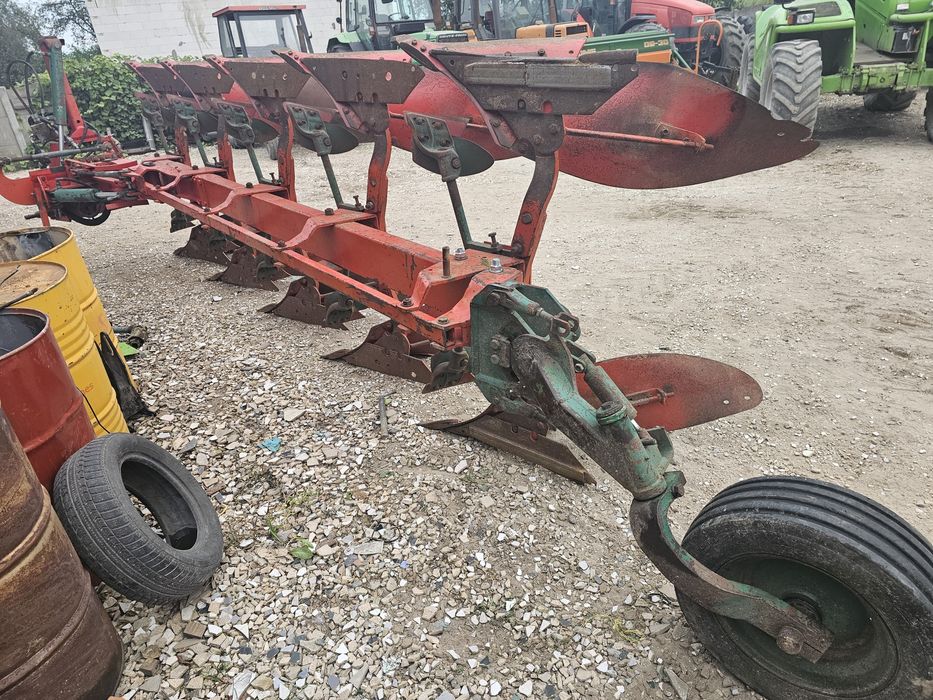 Pług kverneland 5 vario liniowanie sprowadzony