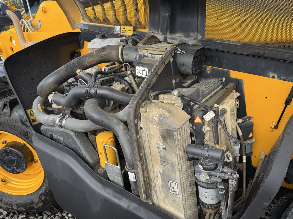 JCB 540-140 телескопічний навантажувач