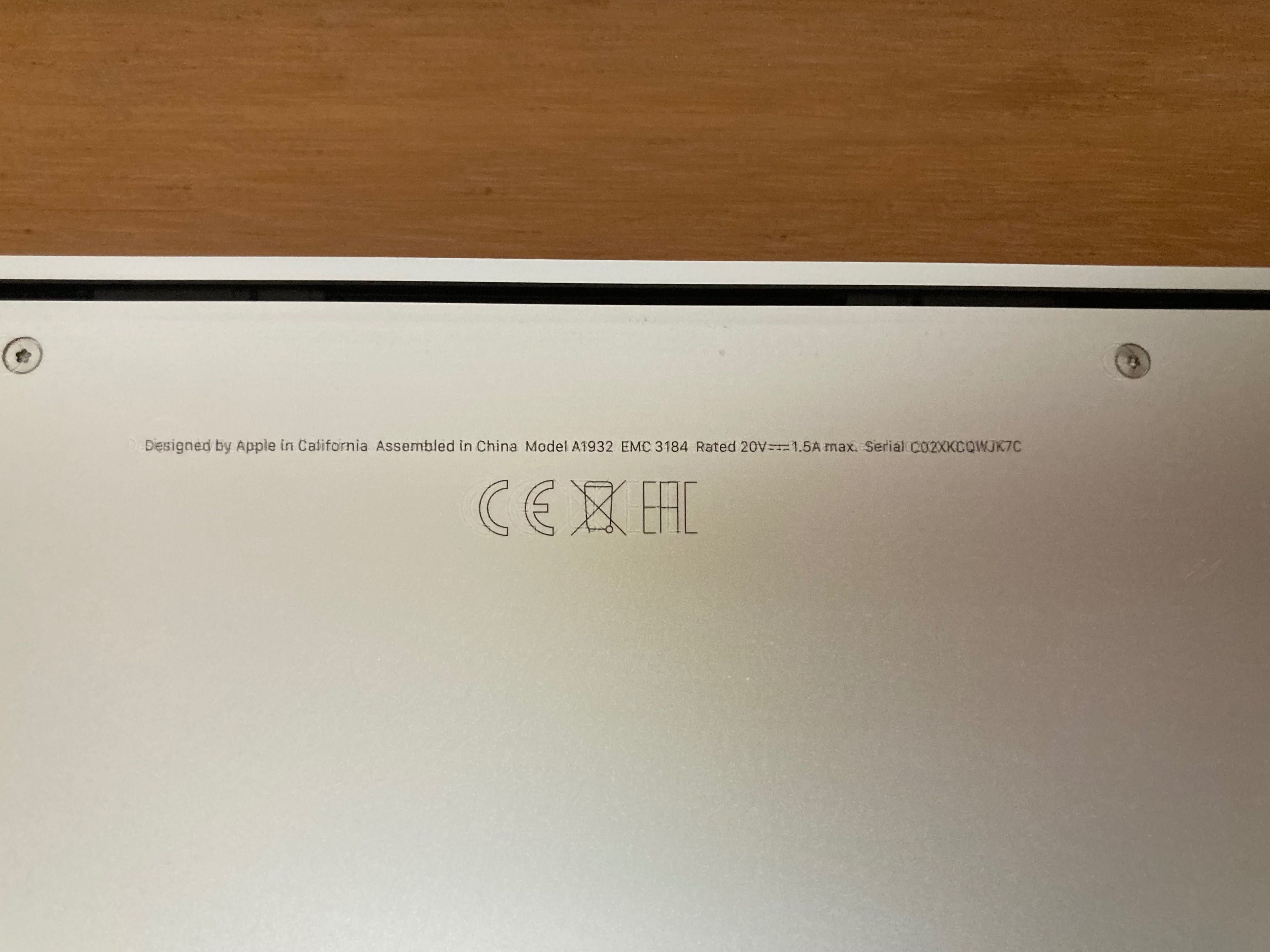 Macbook Air 13" 2018 / 8 GB / 128 GB (A1932)