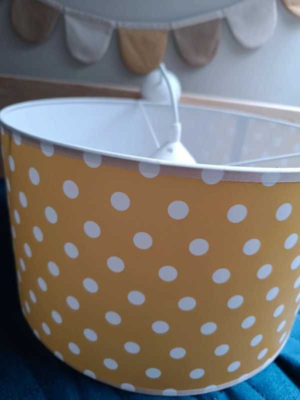 Lampa wisząca klosz żółty w białe kropki